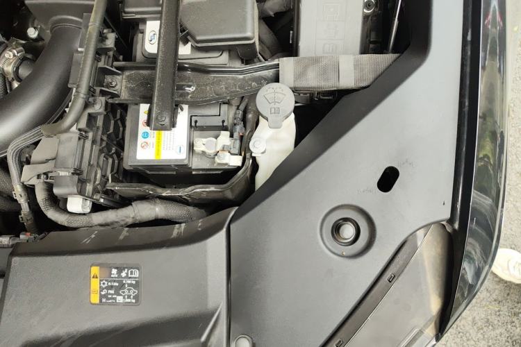 Used Cadillac XT5 2025 2.0T Luxury Version Engine Bay Left