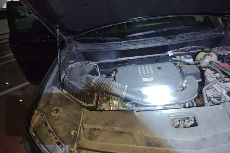 Used Cadillac XT5 2025 2.0T Luxury Version Engine Bay Right