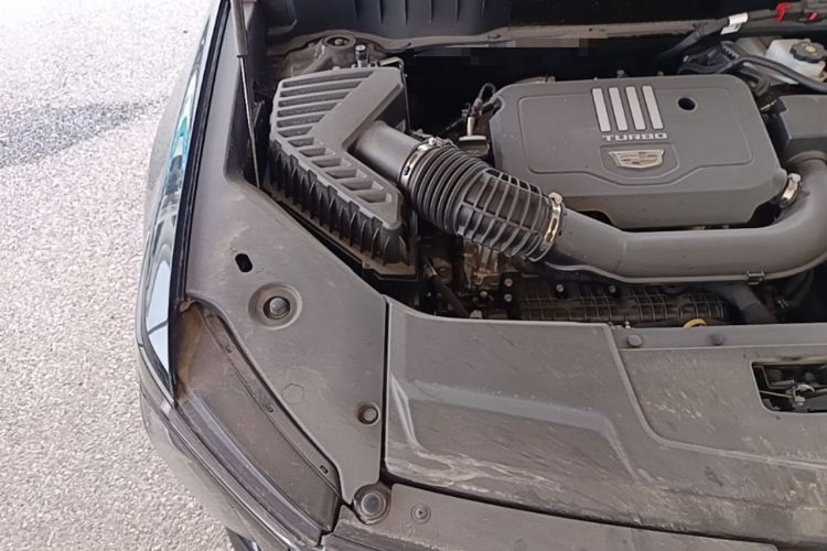 Used Cadillac XT5 2025 2.0T Luxury Version Engine Bay Right