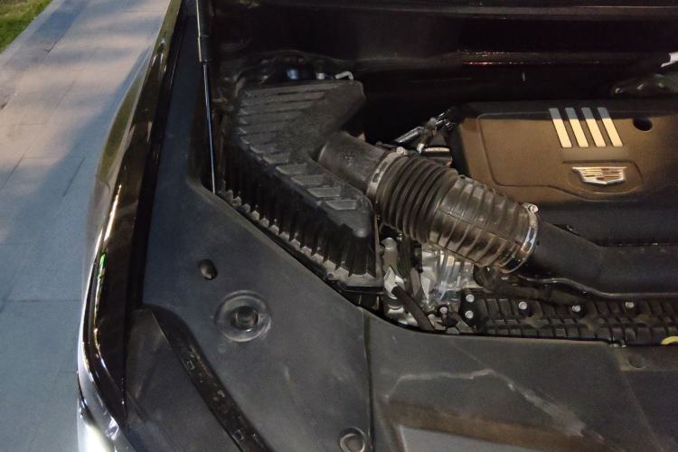 Used Cadillac XT5 2025 2.0T Prestige Version Engine Bay Right