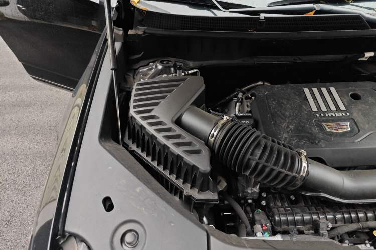 Used Cadillac XT5 2025 2.0T Luxury Version Engine Bay Right