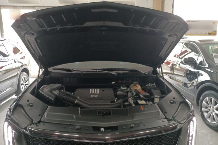 Used Cadillac XT5 2025 2.0T Luxury Version Engine Bay