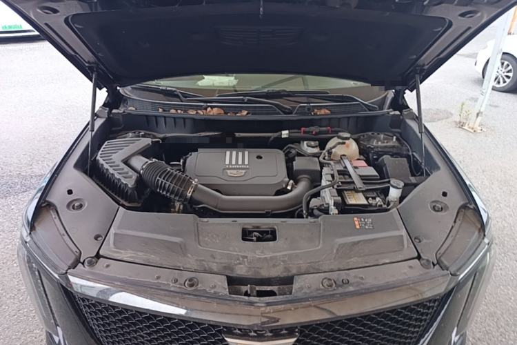 Used Cadillac XT5 2025 2.0T Luxury Version Engine Bay