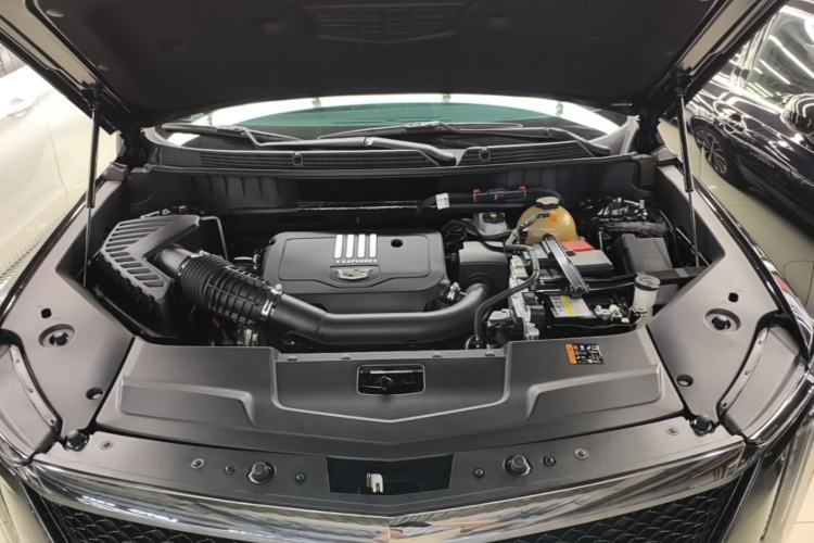 Used Cadillac XT5 2025 2.0T Luxury Version Engine Bay