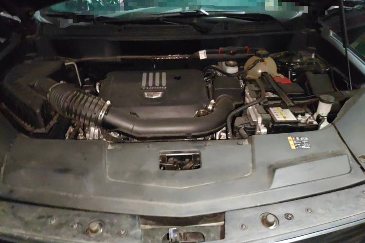 Used Cadillac XT5 2025 2.0T Luxury Version Engine Bay
