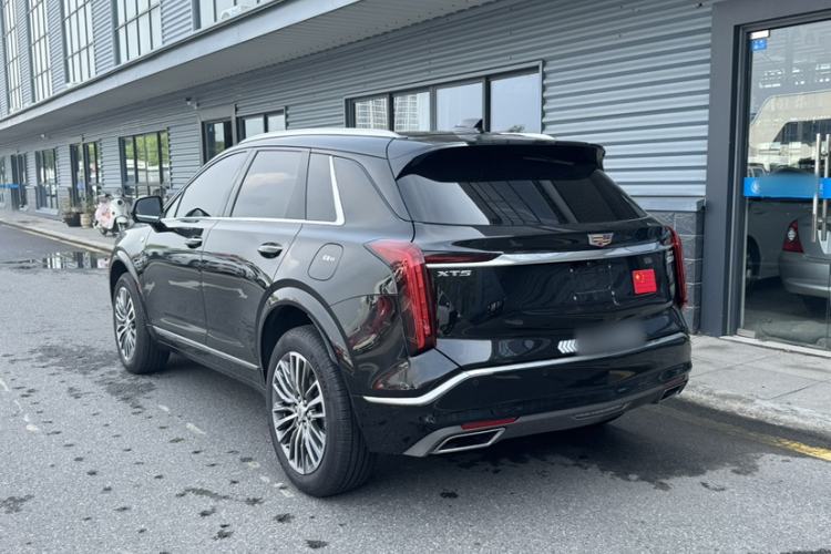 Used Cadillac XT5 2025 Model 2.0T Metropolitan Edition Exterior 1