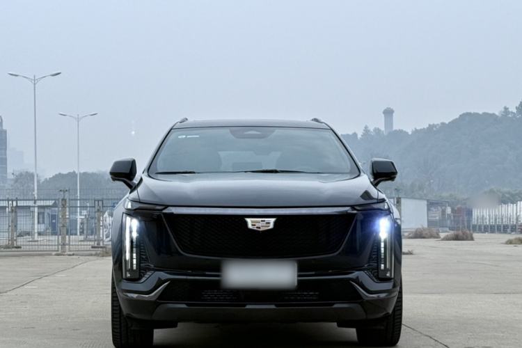 Used Cadillac XT5 2025 2.0T Platinum Edition Exterior 2