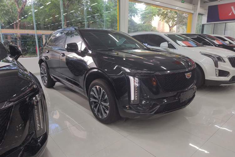 Used Cadillac XT5 2025 2.0T Luxury Version Exterior 2