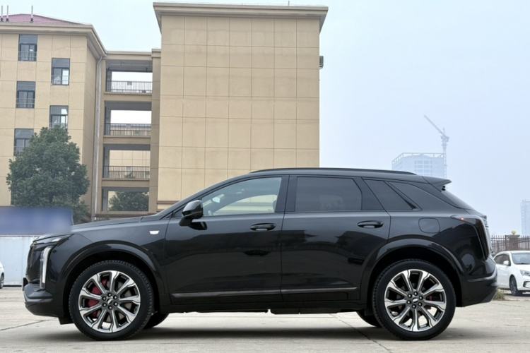 Used Cadillac XT5 2025 2.0T Platinum Edition Exterior 4