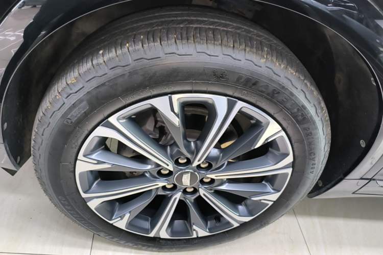 Used Cadillac XT5 2025 2.0T Luxury Version Exterior 4