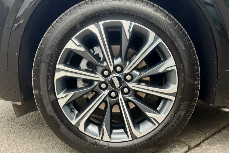 Used Cadillac XT5 2025 2.0T Luxury Version Exterior 6