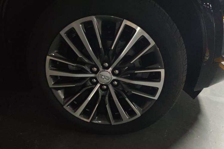 Used Cadillac XT5 2025 Model 2.0T Metropolitan Edition Exterior 7