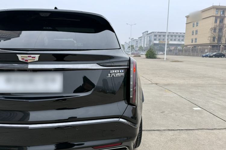 Used Cadillac XT5 2025 2.0T Platinum Edition Exterior 8