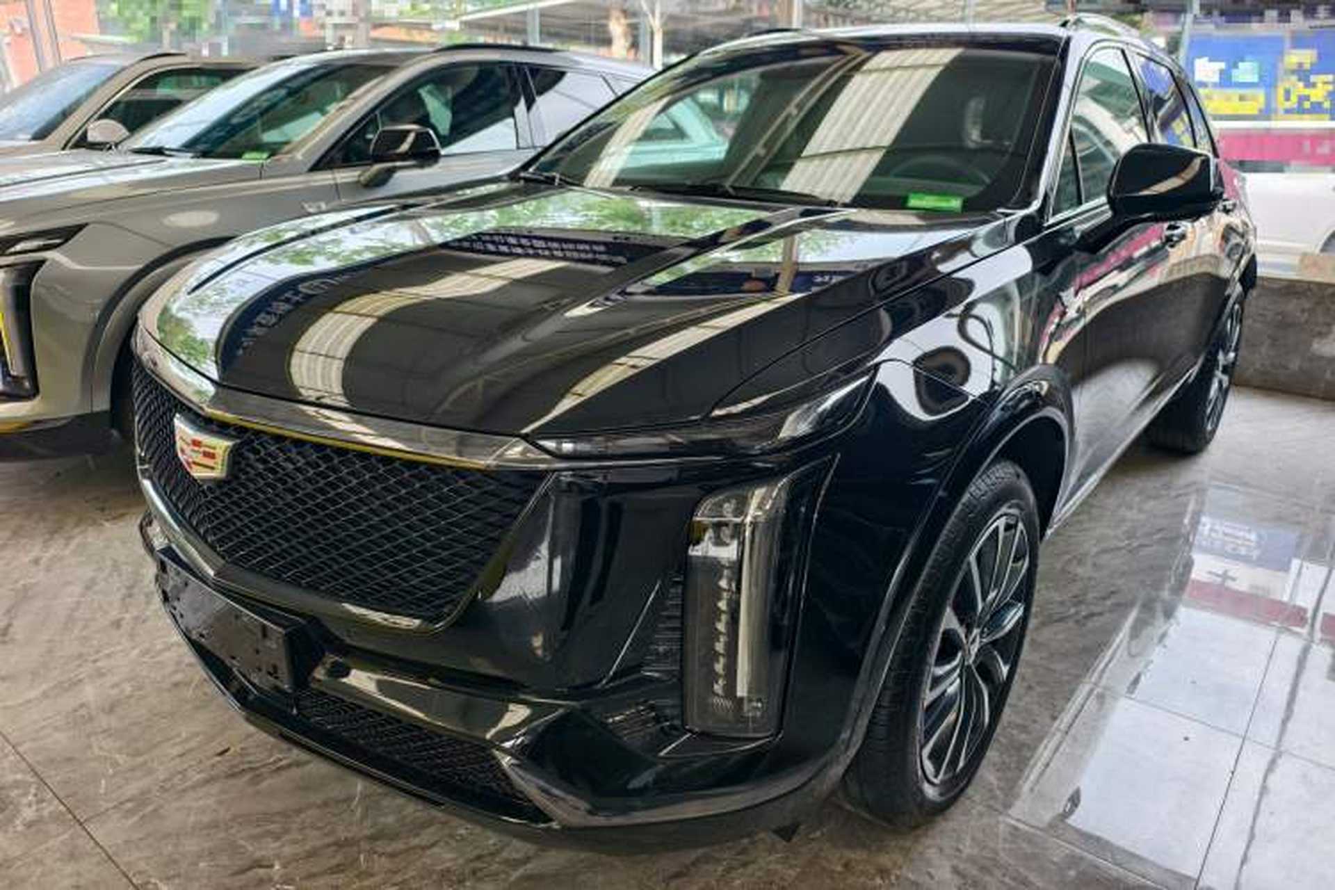 Used Cadillac XT5 2025 2.0T Prestige Version Front Left 45 Deg