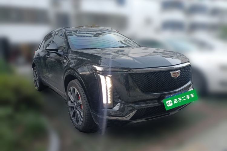 Used Cadillac XT5 2025 2.0T Platinum Edition Front Right 45 Deg