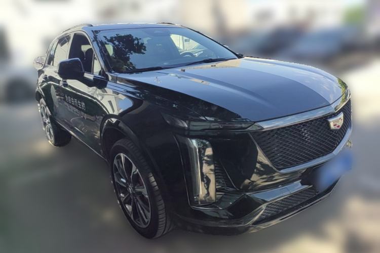 Used Cadillac XT5 2025 2.0T Platinum Edition Front Right 45 Deg