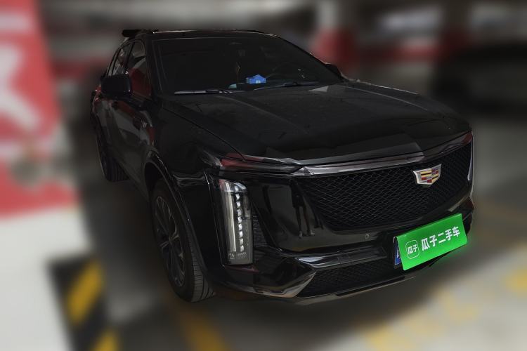 Used Cadillac XT5 2025 2.0T Luxury Version Front Right 45 Deg