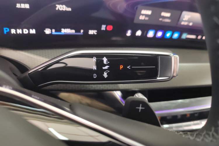 Used Cadillac XT5 2025 2.0T Luxury Version Gear Lever
