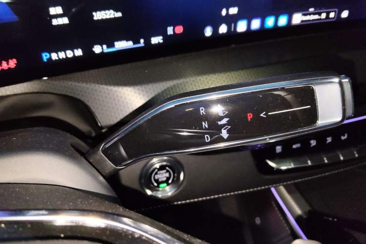 Used Cadillac XT5 2025 2.0T Prestige Version Gear Lever