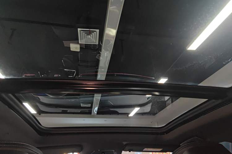 Used Cadillac XT5 2025 2.0T Prestige Version Headliner