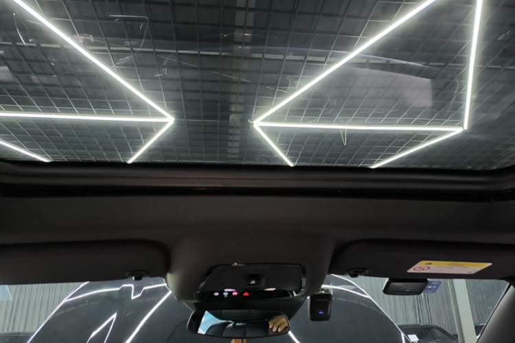 Used Cadillac XT5 2025 2.0T Luxury Version Headliner