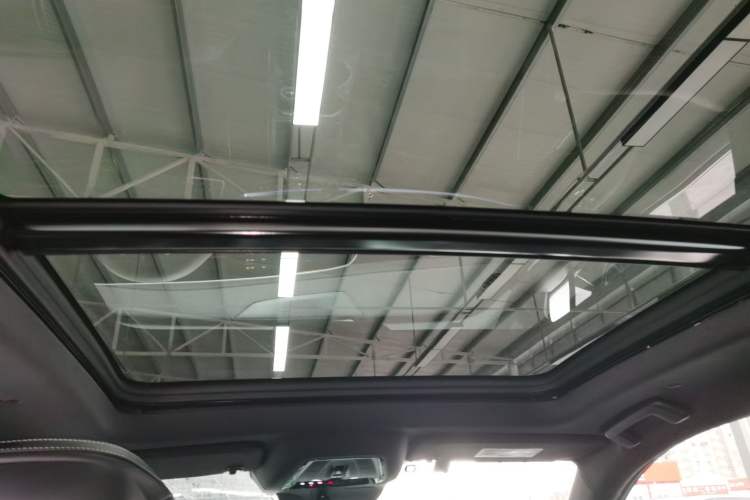 Used Cadillac XT5 2025 2.0T Prestige Version Headliner