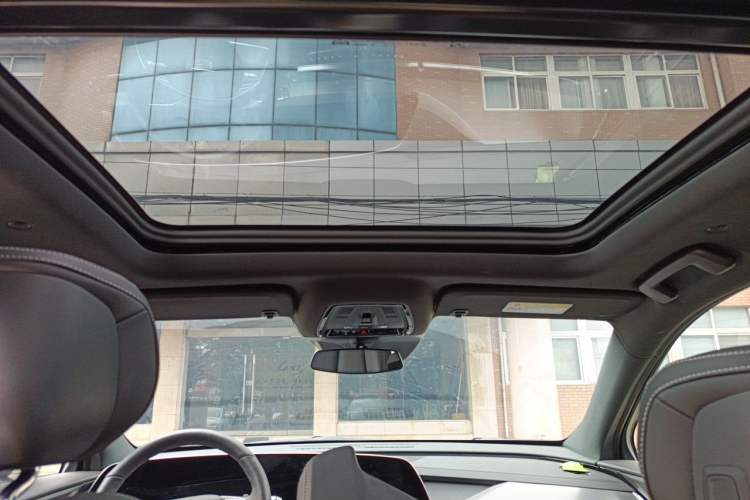 Used Cadillac XT5 2025 2.0T Luxury Version Headliner