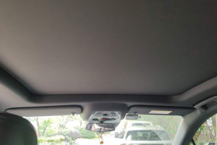 Used Cadillac XT5 2025 2.0T Luxury Version Headliner