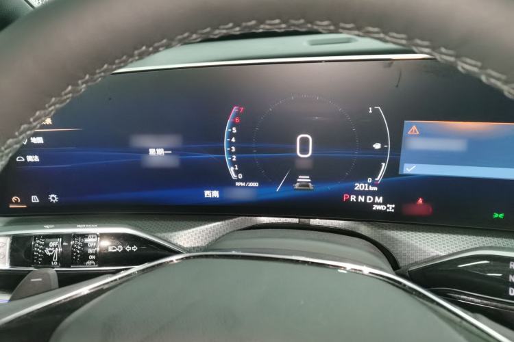 Used Cadillac XT5 2025 2.0T Prestige Version Instrument Cluster