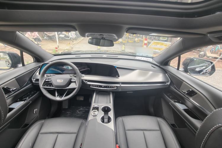 Used Cadillac XT5 2025 2.0T Luxury Version Interior 1