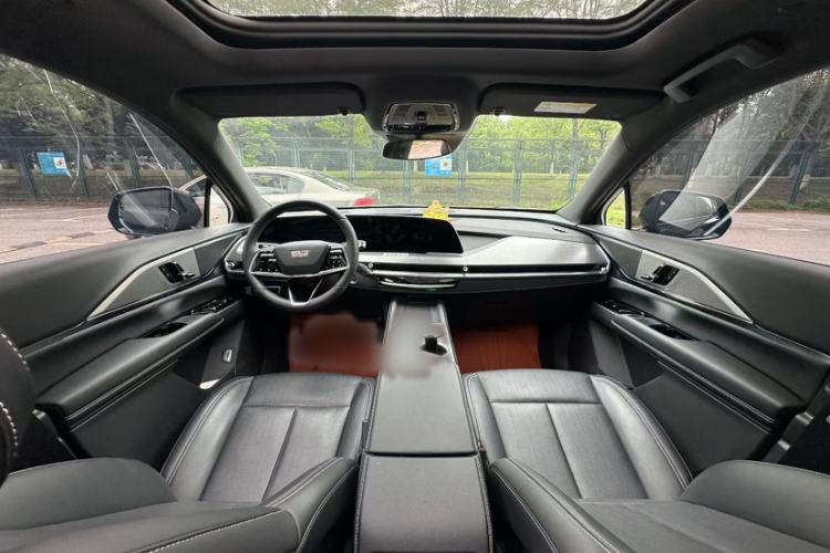 Used Cadillac XT5 2025 2.0T Luxury Version Interior 2