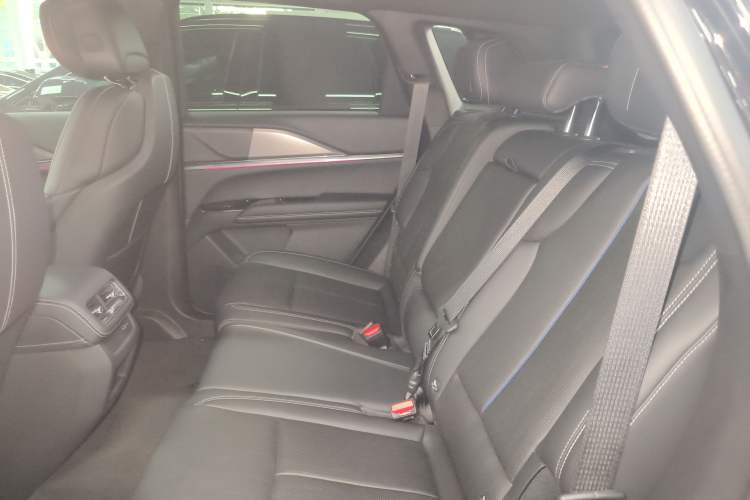 Used Cadillac XT5 2025 2.0T Luxury Version Interior 6