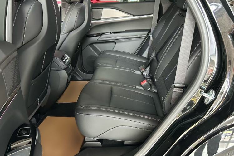 Used Cadillac XT5 2025 2.0T Luxury Version Interior 6