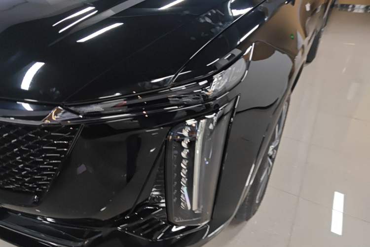 Used Cadillac XT5 2025 2.0T Prestige Version Left Front Headlight
