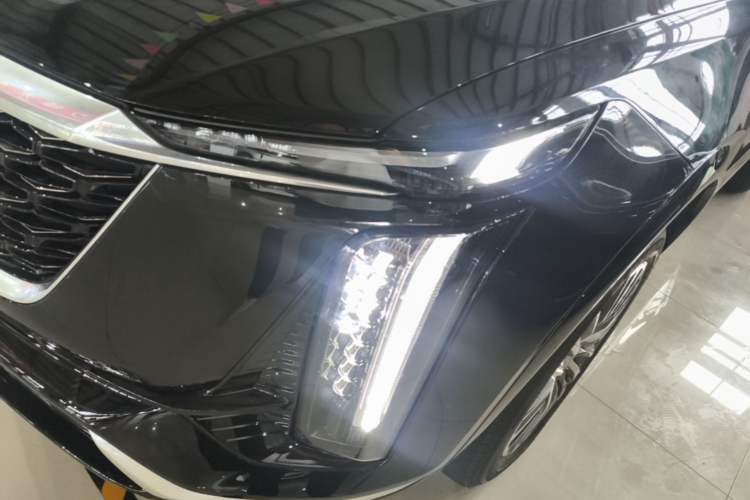 Used Cadillac XT5 2025 Model 2.0T Metropolitan Edition Left Front Headlight