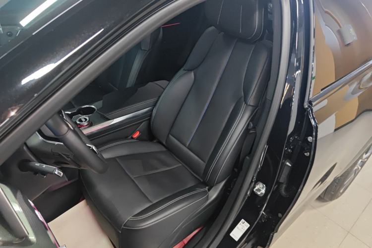 Used Cadillac XT5 2025 2.0T Prestige Version Left Front Seat