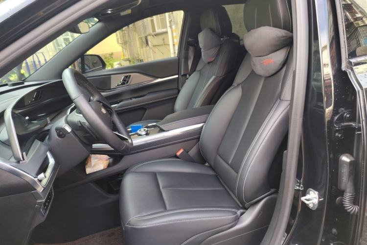 Used Cadillac XT5 2025 2.0T Luxury Version Left Front Seat