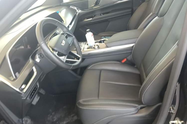 Used Cadillac XT5 2025 2.0T Luxury Version Left Front Seat