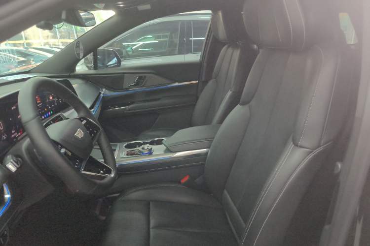Used Cadillac XT5 2025 2.0T Luxury Version Left Front Seat