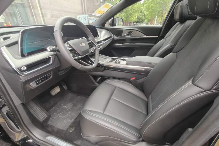 Used Cadillac XT5 2025 2.0T Luxury Version Left Front Seat