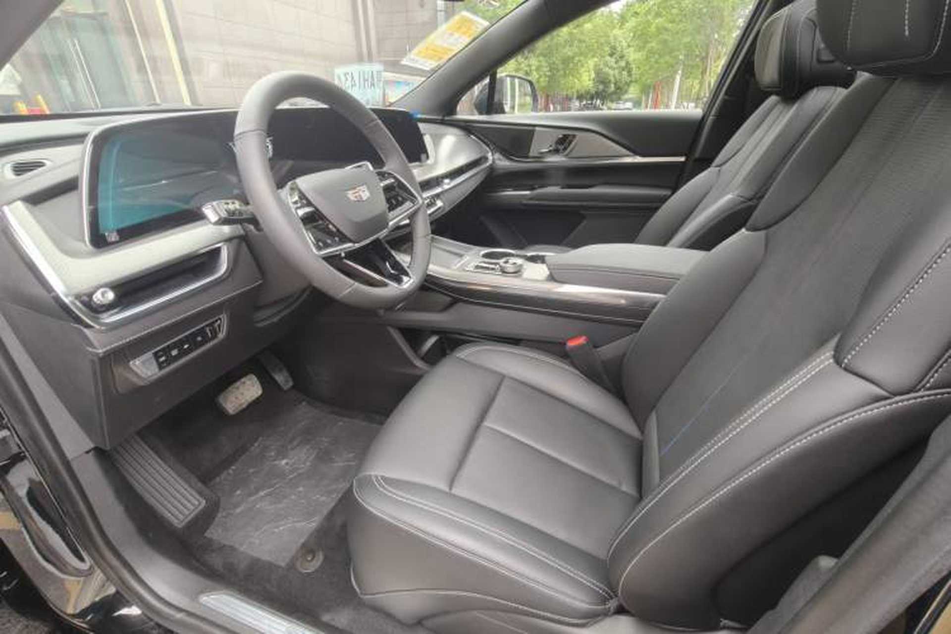 Used Cadillac XT5 2025 2.0T Luxury Version Left Front Seat