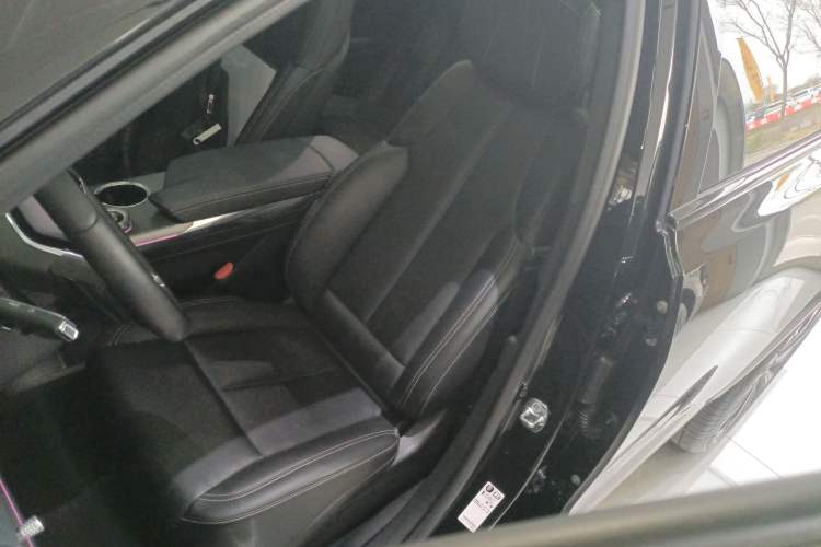 Used Cadillac XT5 2025 2.0T Luxury Version Left Front Seat