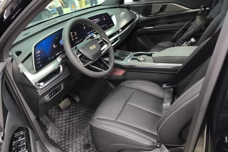 Used Cadillac XT5 2025 2.0T Luxury Version Left Front Seat
