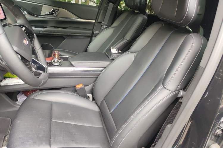 Used Cadillac XT5 2025 2.0T Luxury Version Left Front Seat