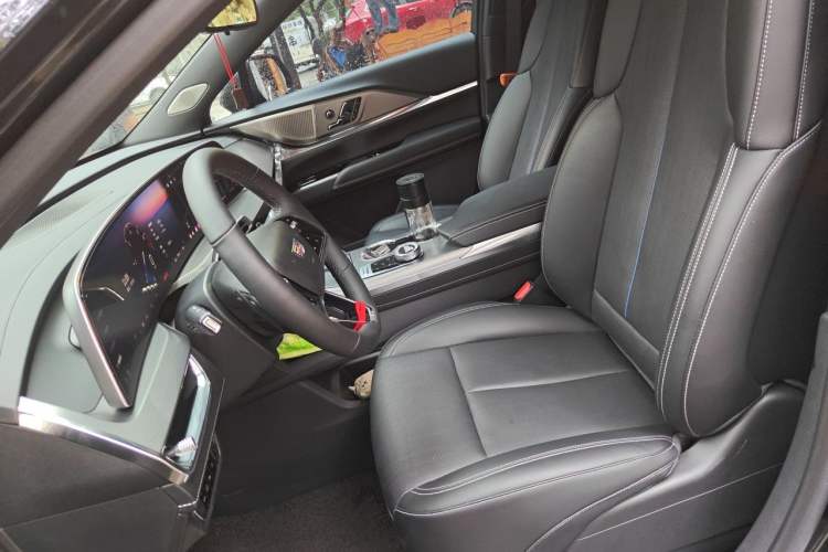 Used Cadillac XT5 2025 2.0T Prestige Version Left Front Seat