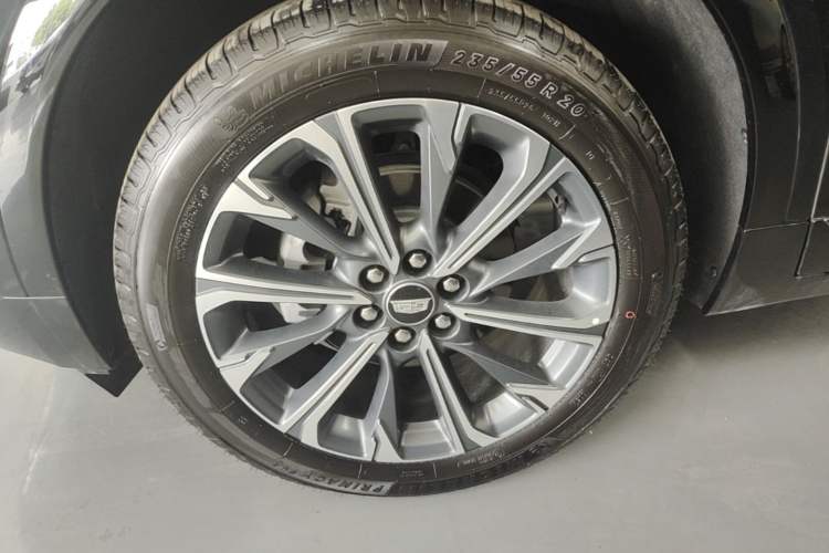 Used Cadillac XT5 2025 2.0T Luxury Version Left Front Wheel Hub
