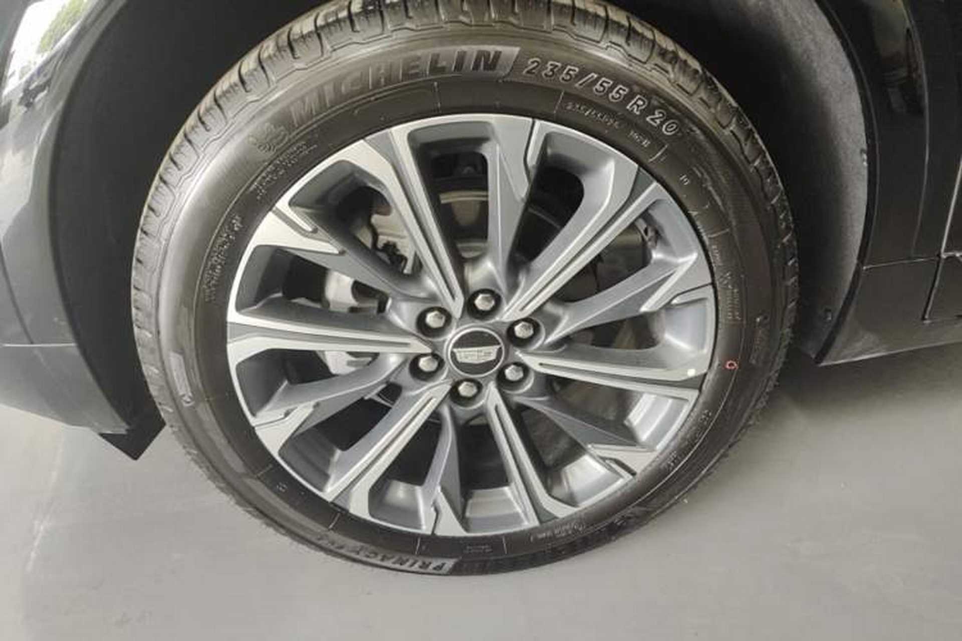Used Cadillac XT5 2025 2.0T Luxury Version Left Front Wheel Hub