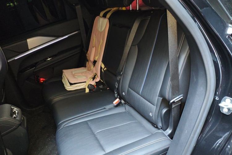 Used Cadillac XT5 2025 2.0T Luxury Version Left Rear Seat