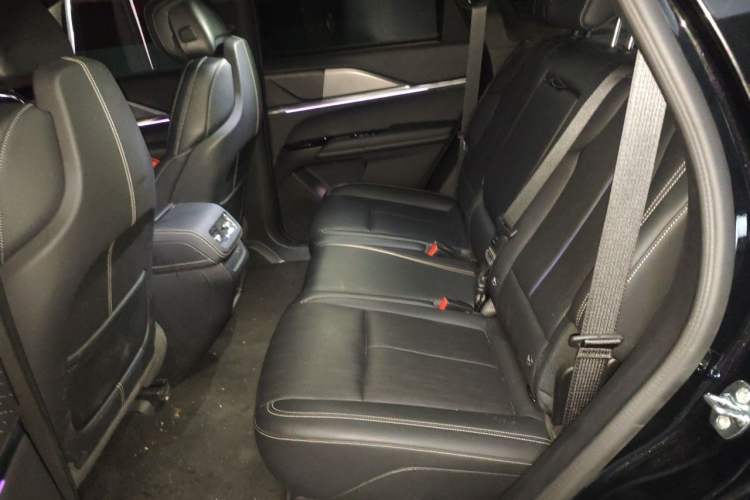 Used Cadillac XT5 2025 2.0T Luxury Version Left Rear Seat