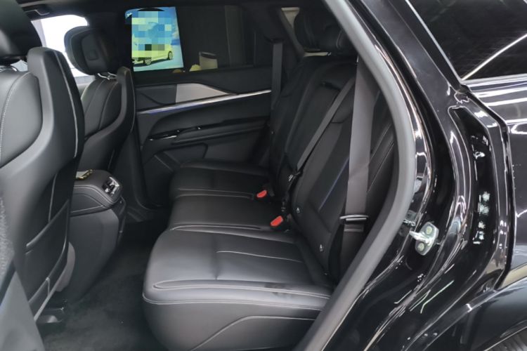 Used Cadillac XT5 2025 2.0T Luxury Version Left Rear Seat